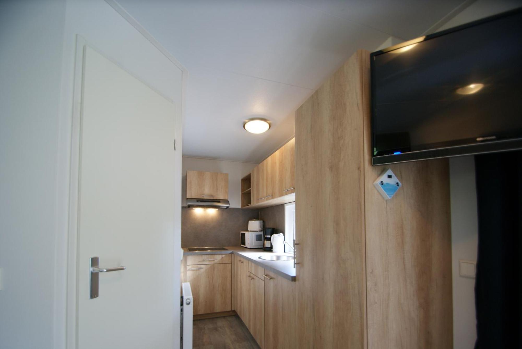 Gross Quassow Camping-Und Ferienpark Havelberge חדר תמונה